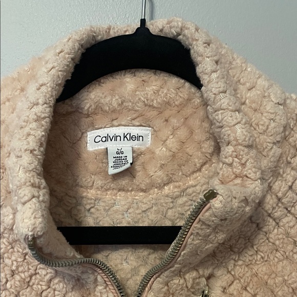 Calvin Klein Women's Pale Pink Teddy Jacket - Picture 2 of 5